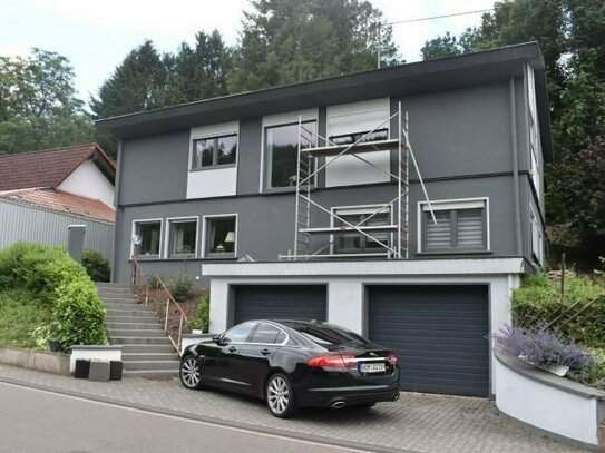 Einfamilienhaus * Freistehend* mit großem Garten und Garage