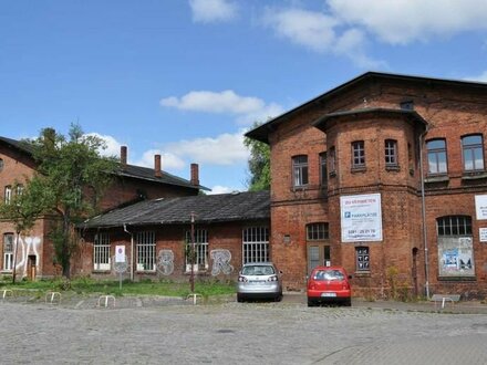 2 Büro-, Laden-, Praxisflächen je 100-550 m² direkt am Hbf. Schwerin, nach Ihren Wünschen+Parkplätze