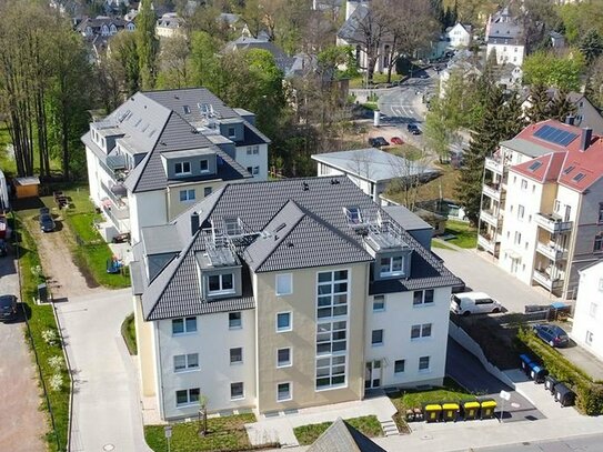 Super schöne Maisonette-Wohnung mit Balkonblick ins Grüne