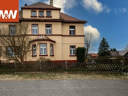 Attraktives Zweifamilienhaus mit vielfältigen Nutzungsmöglichkeiten in ruhiger Lage