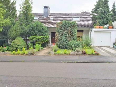 IMWRC – Vohwinkel bietet EFH mit 1-2 Einliegerwohnungen und schönem Garten und Balkon!