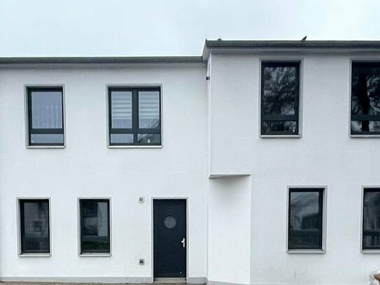 Vollständig kernsaniertes Mehrfamilienhaus nach KfW 70-Standard in Oldenburg-Kreyenbrück