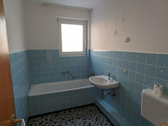 3 Zimmer Küche Bad Wohnung mit Balkon und Keller in Fedderwardergroden zu vermieten