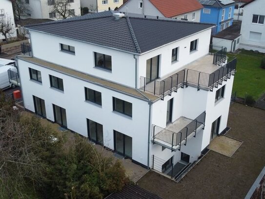 Neubau 3 ZKB im 1.OG mit Balkon im energieeffizienten 5 Familienhaus