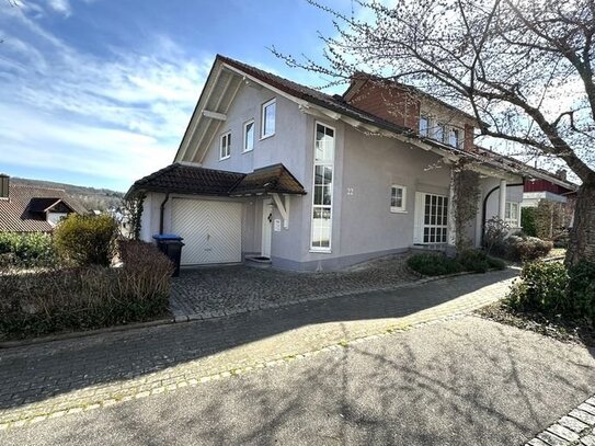 Wohntraum in Hanglage, 2 Familienhaus + Einliegerwohnung