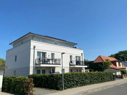 Wunderschöne Penthousewohnung mit exklusiver, eleganter Einrichtung und direktem Ostseeblick