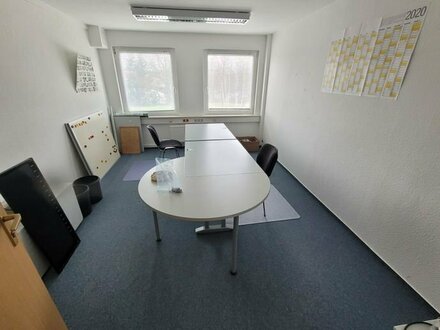 Büro + Praxis + 120 m² + weitere Flächen