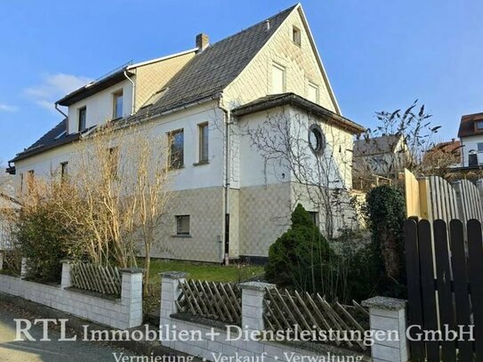 Charmante Doppelhaushälfte mit idyllischem Garten und einladender Terrasse!