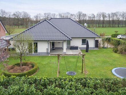 Bungalow auf großem Grundstück am Ortsrand von Getelo