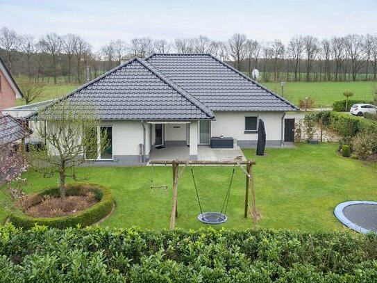 Bungalow auf großem Grundstück am Ortsrand von Getelo