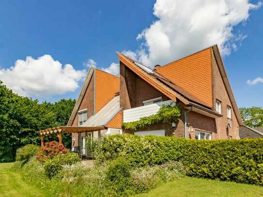 Energieeffizientes Architektenhaus in Sackgassenend- & Feldrandlage mit diversen Vorzügen