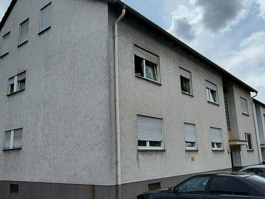 Wohnhaus mit 6 Wohnungen und 3 Garagen, Kapitalanlage, Maxdorf