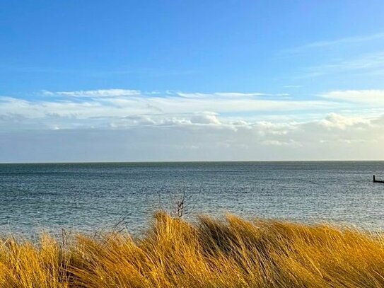 Das Meer vor der Tür! TOP RENOVIERTE WOHNUNG am Strand