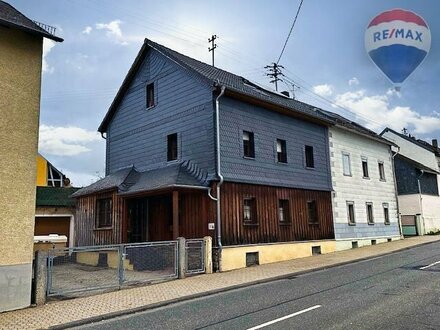 Historisches EFH mit großer Garage in Weisel