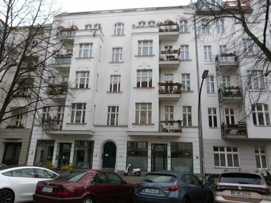 2-Zi. DG-Wohnung in attraktivem Altbau unweit des Lietzensees