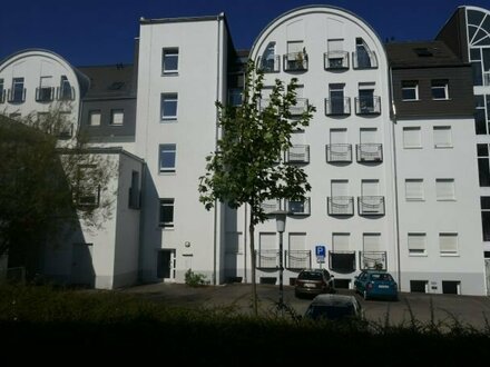 Senioren- und rollstuhlgerechte 1-Raum Wohnung in gepflegtem Wohnhaus in Limbach Oberfrohna
