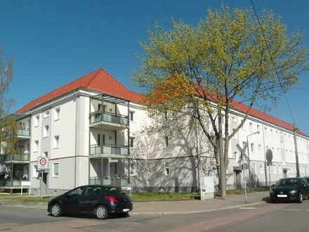 ++ RESERVIERT! ++ 1-R-Wohnung in Dessau-Süd mit schicker EBK