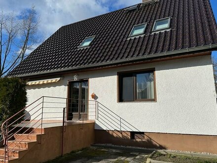 ***Freistehendes und charmantes Einfamilienhaus in Marienfelde***