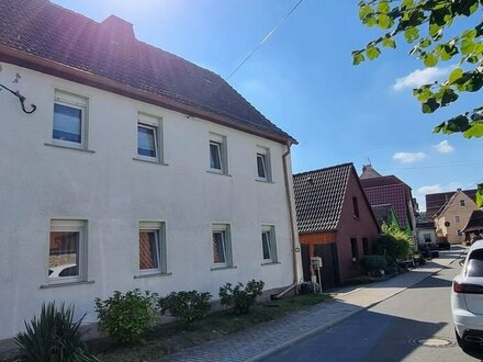 Einfamilienhaus mit praktischem Nebengelass im idyllischen Ziegelroda zu veräußern