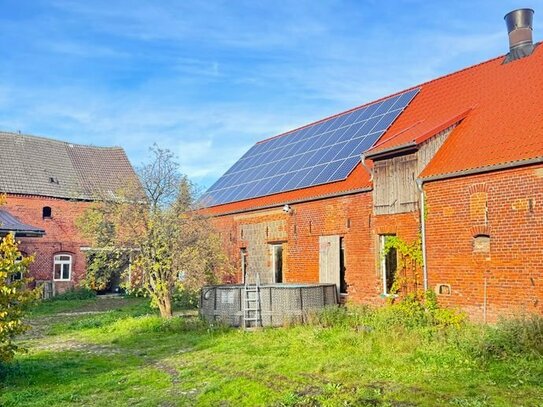 4 Seiten Hof in Dorflage Wohnhaus Stallungen Resthof Legehennenstall Landwirtschaft Tierhaltung