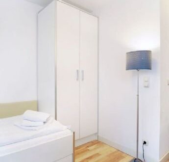 only 259 € + NK per WEEK - beautiful apartments in the Brentano Park/near the exhibition center - minimum rental period…