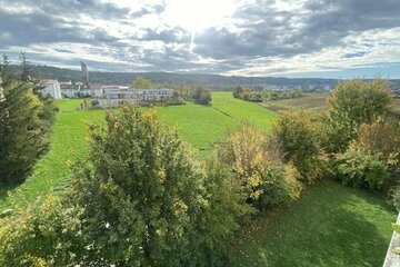 ++ Mit schöner Aussicht in grüner Lage wohnen ++