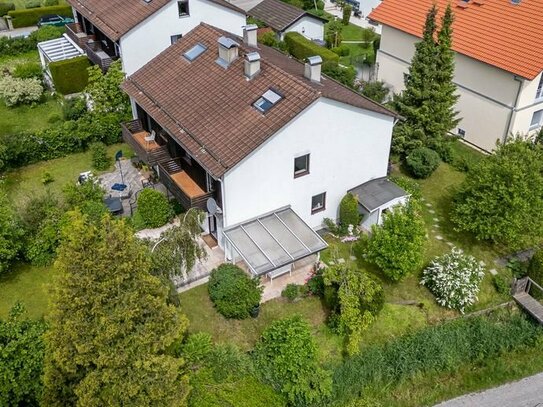 Idyllisch wohnen am Landschaftsschutzgebiet in Starnberg! Charmante DHH mit traumhaftem Garten.