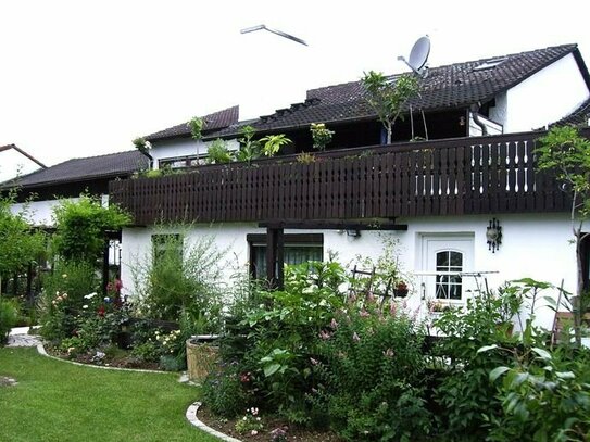 3-Familienhaus Furth bei Landshut, 1060 m² Grund, 289 m² WF, PROVISIONSFREI f. Käufer