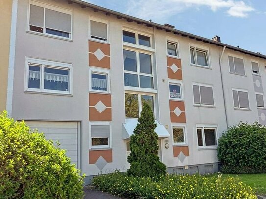 Modernisierungsbedürftige 4-Zimmer-Wohnung in ruhiger Lage von Leverkusen-Bürrig
