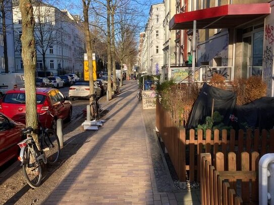 Vermietet wird eine kleine möbilierte 2-Raumwohnung in der KTV, wohnen auf Zeit, keine Monteurwohnung