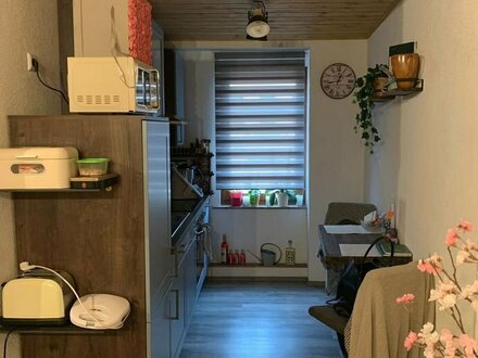 Moderne kleine 2 Raum Wohnung mit Einbauküche Kirchberg ab 01.2024 zu vermieten