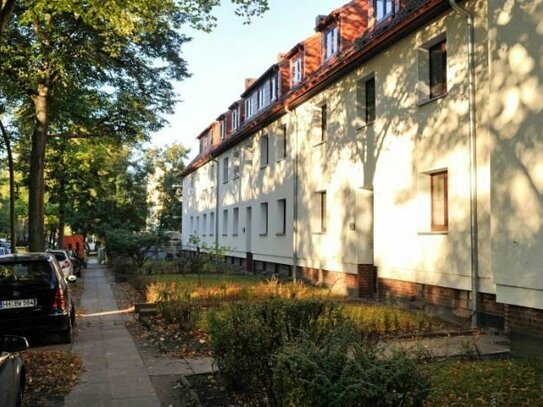 Schöne 2 Zimmer Wohnungen in der Lottestrasse 43 und in Lütt Süderfeld in HH-Lokstedt!