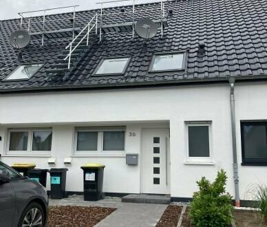 junges Reihenmittelhaus mit Wärmepumpe