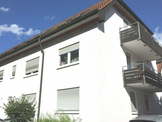 2 Zimmerwohnung mit Balkon, ( 2er WG ) hochwertige EBK, voll möbliert, stadtmittig HDH