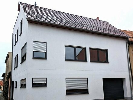 Moderne Wohnqualität in Bürgel: Ein neues Haus zum Vermieten!