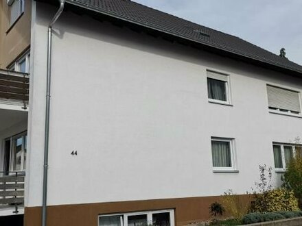 Gepflegte 2-Zimmer-Wohnung In Gochsheim mit EBK