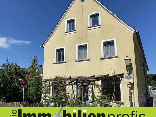 10-Zimmer Haus in Schwarzenbach a d Saale (95126)