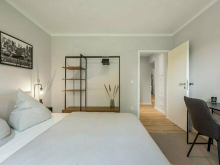 Erstklassig möblierte 2-Zimmer Wohnung in Düsseldorf-Eller