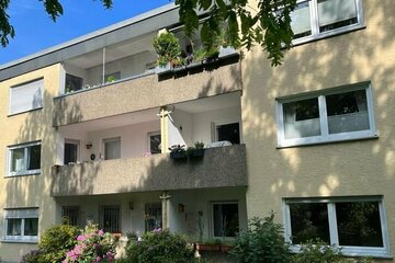 Stilvolle 3,5-Zimmer-Wohnung mit Balkon und Einbauküche in Dortmund