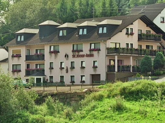 Attraktive Immobilie mit vielen Entwicklungsmöglichkeiten in Balesfeld