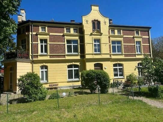 Interessantes vermietetes Mehrfamilienhaus in Stralsund/Devin als Anlageobjekt zu verkaufen.