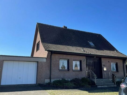 Haus sucht große Familie: Freistehendes Einfamilienhaus in Kempen - St. Hubert