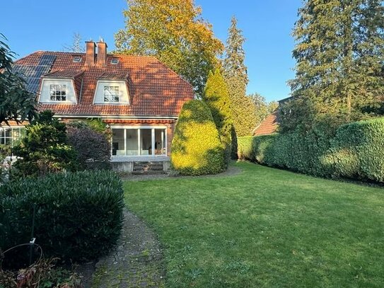 Doppelhaushälfte mit großem und ruhigem Garten in guter Lage von Hannover - Misburg-Nord