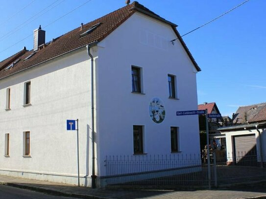 Familienfreundliches Wohnhaus in Regis-Breitingen zu verkaufen!