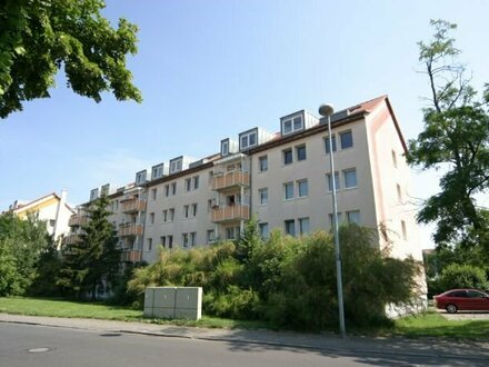 3-Raum-Wohnung mit Tageslichtbad sucht Sie als Mieter