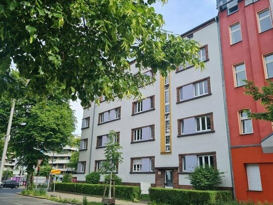 RESERVIERT - Tolle Kapitalanlage! Vermietete Altbauwohnung mit Balkon Nähe Prenzlauer Berg