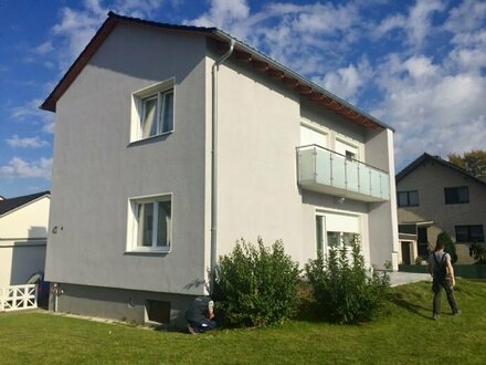 Modernisiertes Einfamilienhaus in begehrter Wohnlage von Hess.Lichtenau zu vermieten!