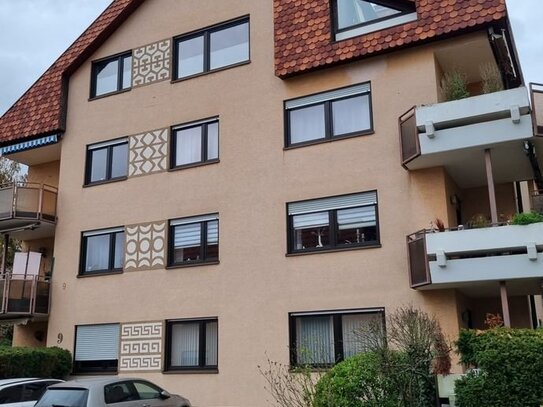 Appartement in HOM mit Balkon Uni-Nähe