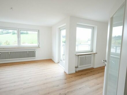 2-Zimmer-Wohnung mit Fernblick und zentraler Lage DEG