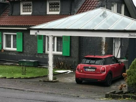 Repräsentatives Einfamilienhaus mit Carport im Stadtkern von Remscheid zu verkaufen